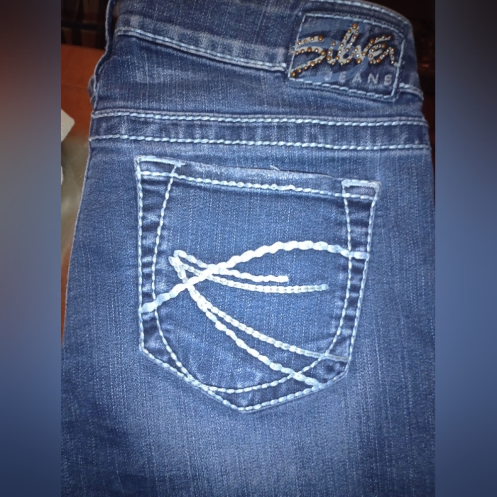 Silver Jeans Women's Boot Cut in Classic Blue